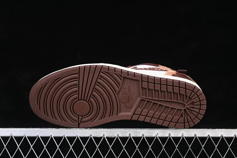 All categories Air Jordan Jordan series basketball shoes Air Jordan 1 Low Air Jordan 1 Low "Year of the Horse" AJ1 Joe 1 Year of the Horse CNY low-top retro basketball shoes IQ5321-121